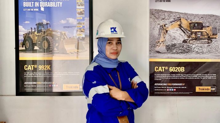 Raih Penghargaan, Apriaty Buktikan Mimpi Perempuan Bisa menembus Batas