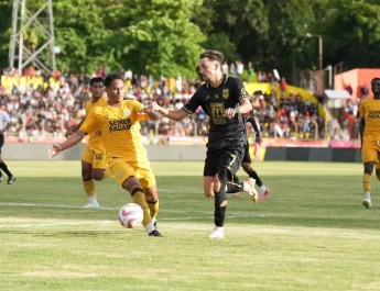 Adriano Castanheira Dirumorkan Gabung Persis Solo, Ini Sinyal Kuatnya