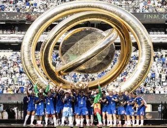 Luis Enrique Hantam Joao Pedro Usai PSG Kalah di Final Piala Dunia Antarklub