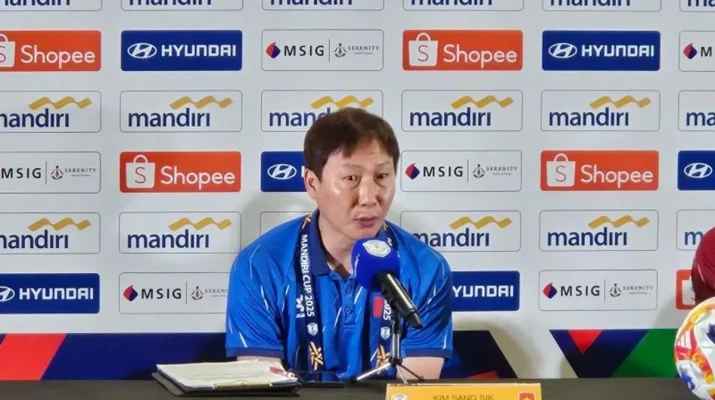 Pelatih Vietnam U-23 Yakin Kalahkan Indonesia di Final AFF 2025