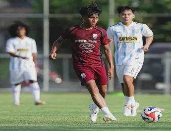 Persis Solo Bantai Unsa FC 6-0, Peter de Roo Masih Belum Puas