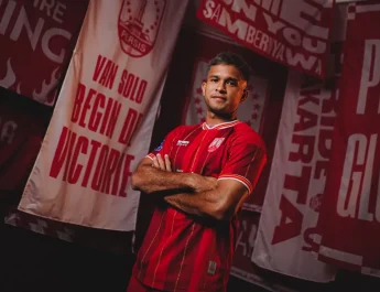 Jelang Lawan Persija, Persis Solo Gaet Gelandang Singapura Zulfahmi Arifin