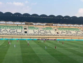 Hasil Babak Pertama PSBS Biak vs Persis Solo, Skor Imbang 1-1