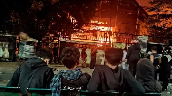 Dampak Demo Rusuh Makassar, Pertandingan PSM vs Persebaya Ditunda