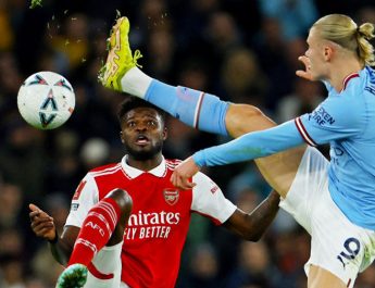 Partey gabung Villarreal saat bebas bersyarat kasus pemerkosaan