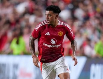 Winger Manchester United Jadon Sancho dikabarkan tolak tawaran AS Roma