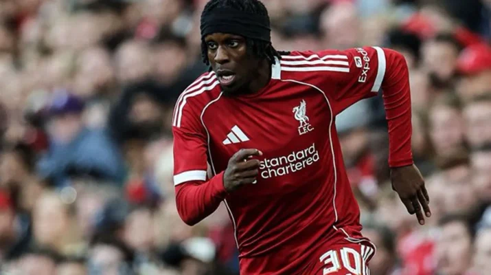 Liverpool menang dramatis 3-2 lawan 10 pemain Newcastle