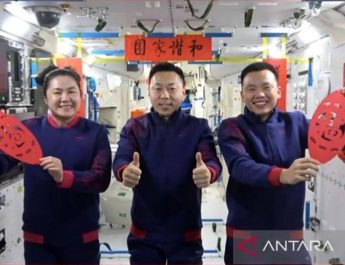 Astronaut ucapkan Selamat Tahun Baru Imlek dari luar angkasa