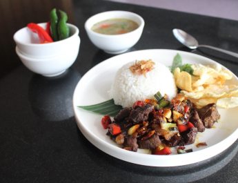 Kenikmatan Autentik Menu Istimewa Daging Gongso Khas Nusantara Di Hotel Santika Premiere ICE-BSD City