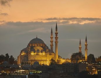 Hagia Sophia: Sejarah, Keajaiban Arsitektur, dan Warisan Lintas Zaman di Istanbul