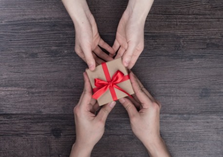 Mengenal Give and Take: Kunci Hubungan Sehat dengan Pasangan