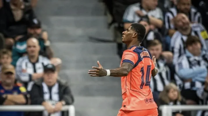 Barcelona Bungkam Newcastle 2-1, Rashford Fantastis!