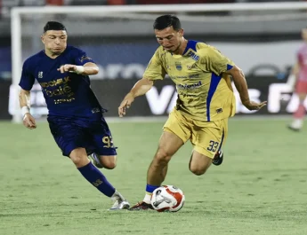 Hasil Liga 1: Persib Dibungkam Persita 1-2, Persijap Tumbang Lagi di Kandang