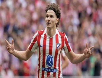 Atletico Hajar Madrid 5-2, Alvarez Bikin Gol Spektakuler di Derby