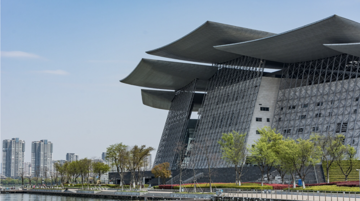 Arsitektur Modern dan Pentingnya Memilih Material yang Tepat