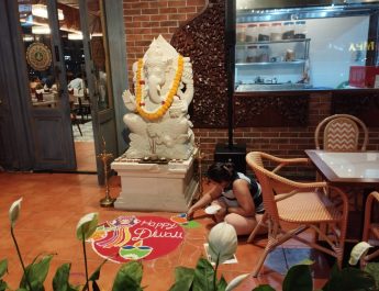 Ganesha ek Sanskriti Bawa Rasa India Otentik ke Destinasi Paling Hits