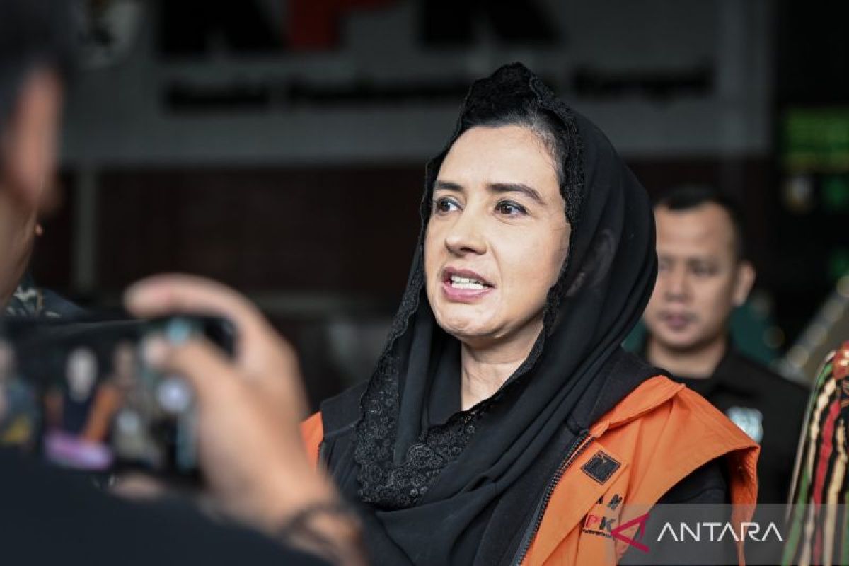 KPK telusuri penukaran mata uang asing oleh Fadia Arafiq