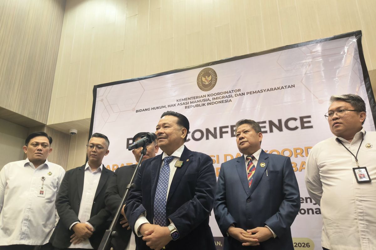 Pemerintah kaji aturan penempatan personel Polri di kementerian