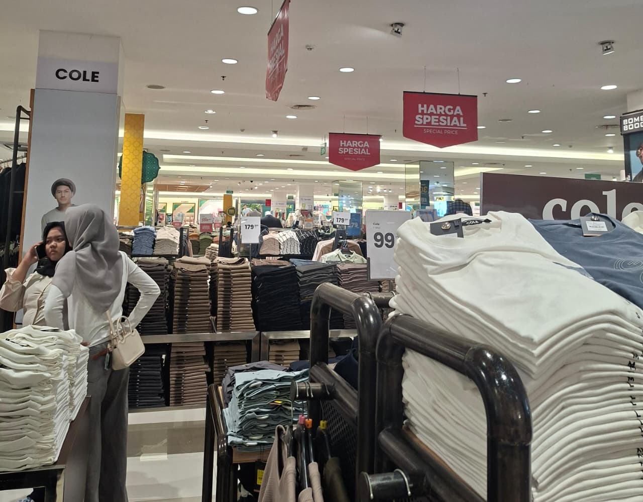 Diskon hingga 50 persen di Sunrise Mall Mojokerto (Bella/Mahasiswa Magang)