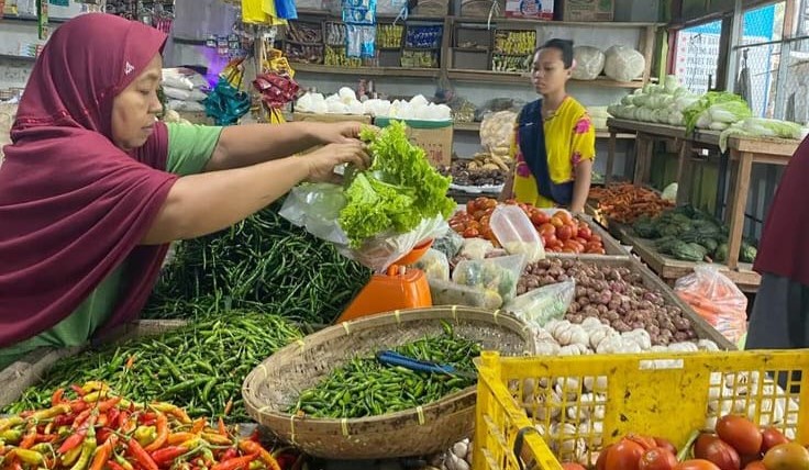 Penjual Sayuran di Pasar Tanjung Anyar, Kamis (19/02/2026)