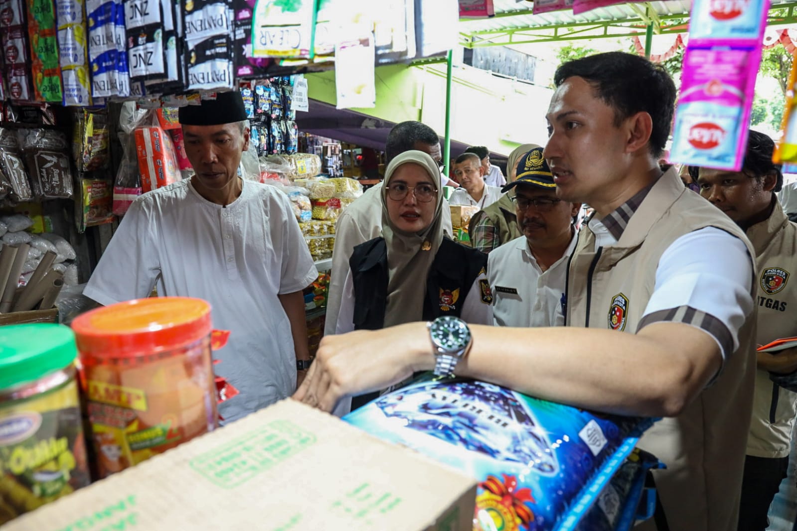 Pemerintah Kota Kediri sidak di sejumlah titik strategis, mulai distributor, swalayan, hingga pasar tradisional, sejak Rabu (22/10/2025) hingga Sabtu (25/10/2025). (Dr/GOnews.id)