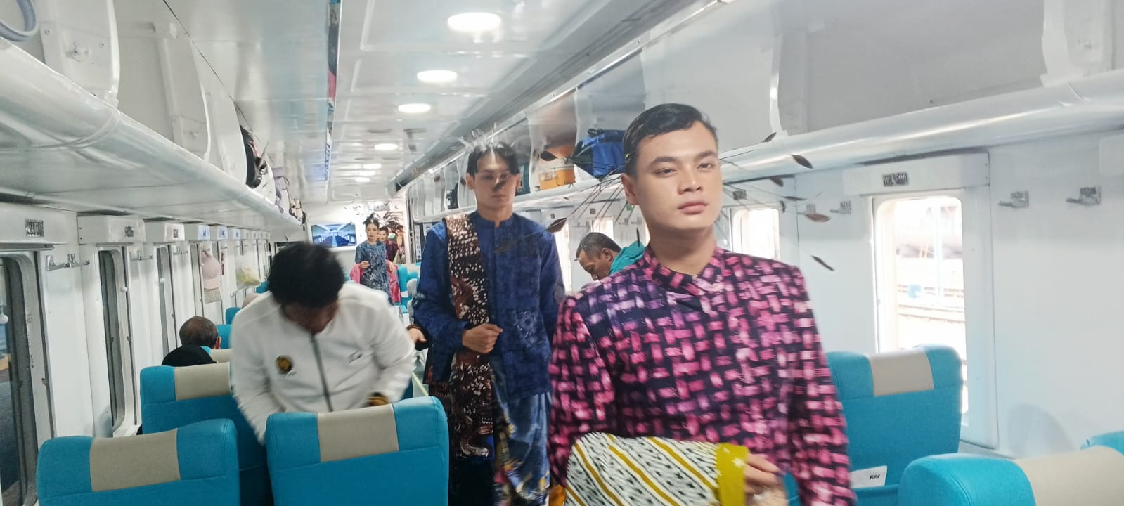 Fashion Batik on the Train KAI Daop 7 Madiun 2025
