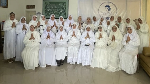 Suasana halalbihalal DPC IWAPI Mojosari, Kabupaten Mojokerto di Desa Sarirejo, Kecamatan Mojosari, Jumat (18/4/2025) (HB/GOnews.id)