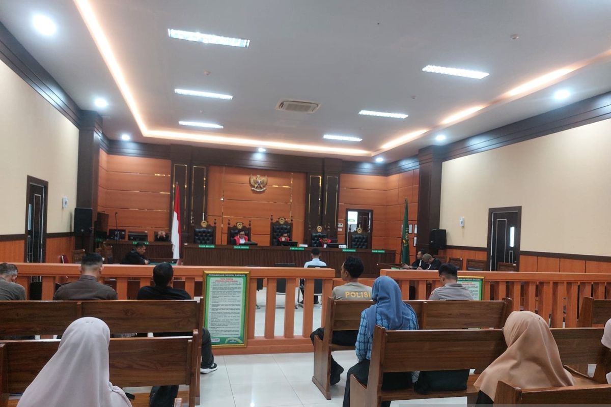PN Padang vonis hukuman seumur hidup pengedar narkoba 50 kg