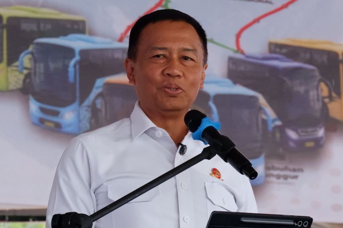 Kemenhub dorong transportasi massal tekan subsidi BBM Rp300 triliun