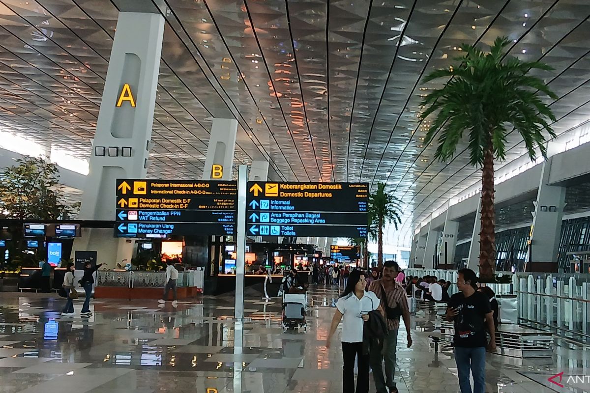 Penumpang periode libur panjang di Bandara Soetta capai 104 ribu
