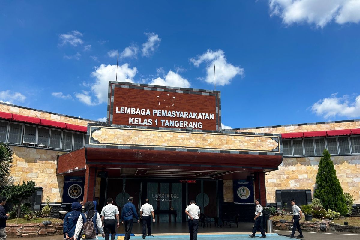 Kemenimipas beri remisi Waisak kepada 1.052 warga binaan