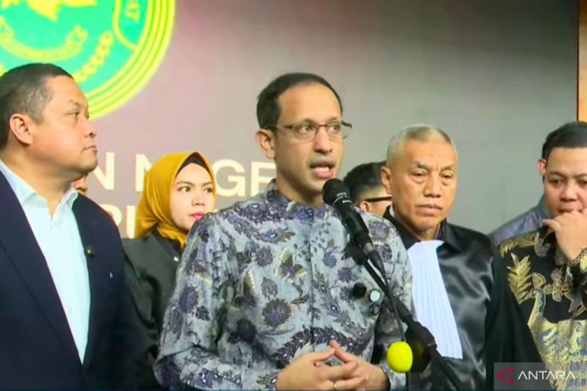 Nadiem klaim pengadaan Chromebook hemat uang negara Rp3,9 triliun