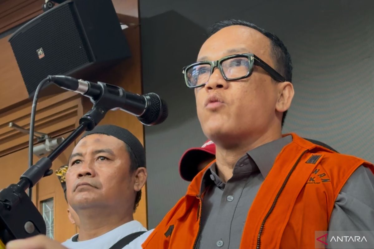 Eks Wamenaker Noel mohon maaf pada Presiden Prabowo usai divonis bui