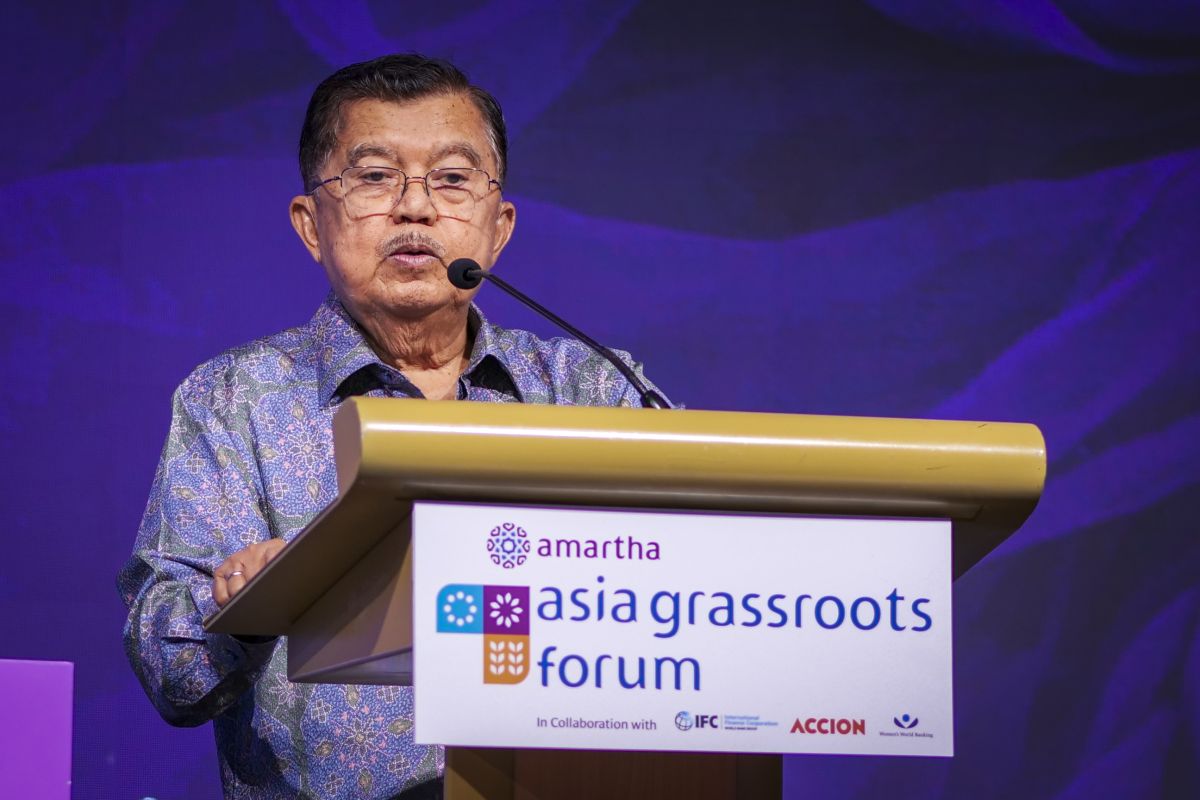 Jusuf Kalla sebut dunia kini bergerak ke era deglobalisasi