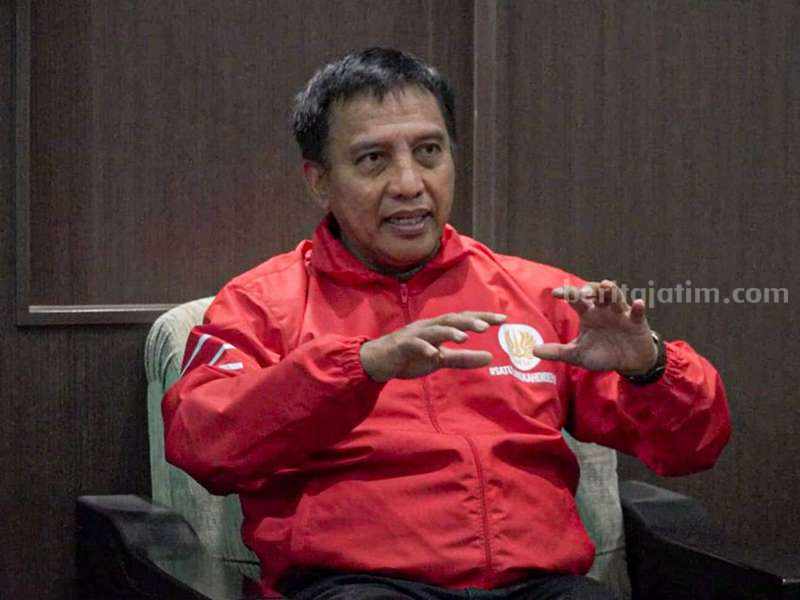 Rektor Unesa Prof Nurhasan