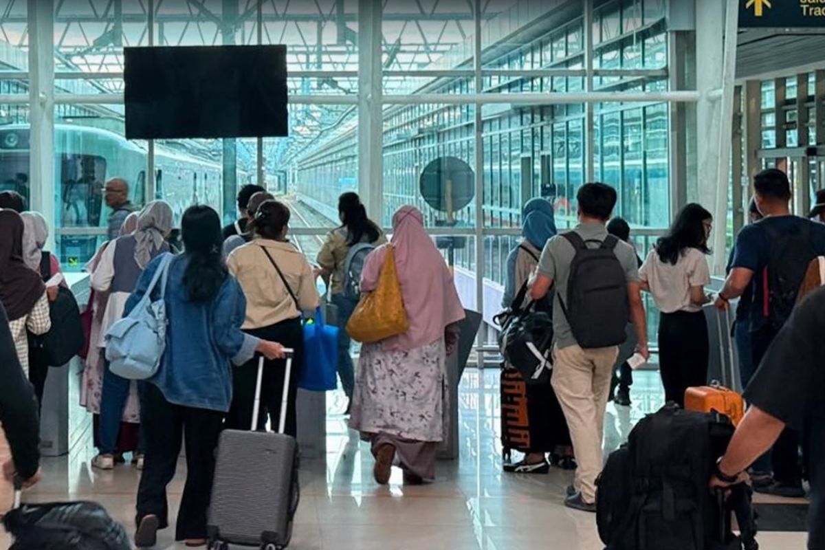 KAI sebut pengguna layanan Commuter Line Basoetta naik 14,78 persen