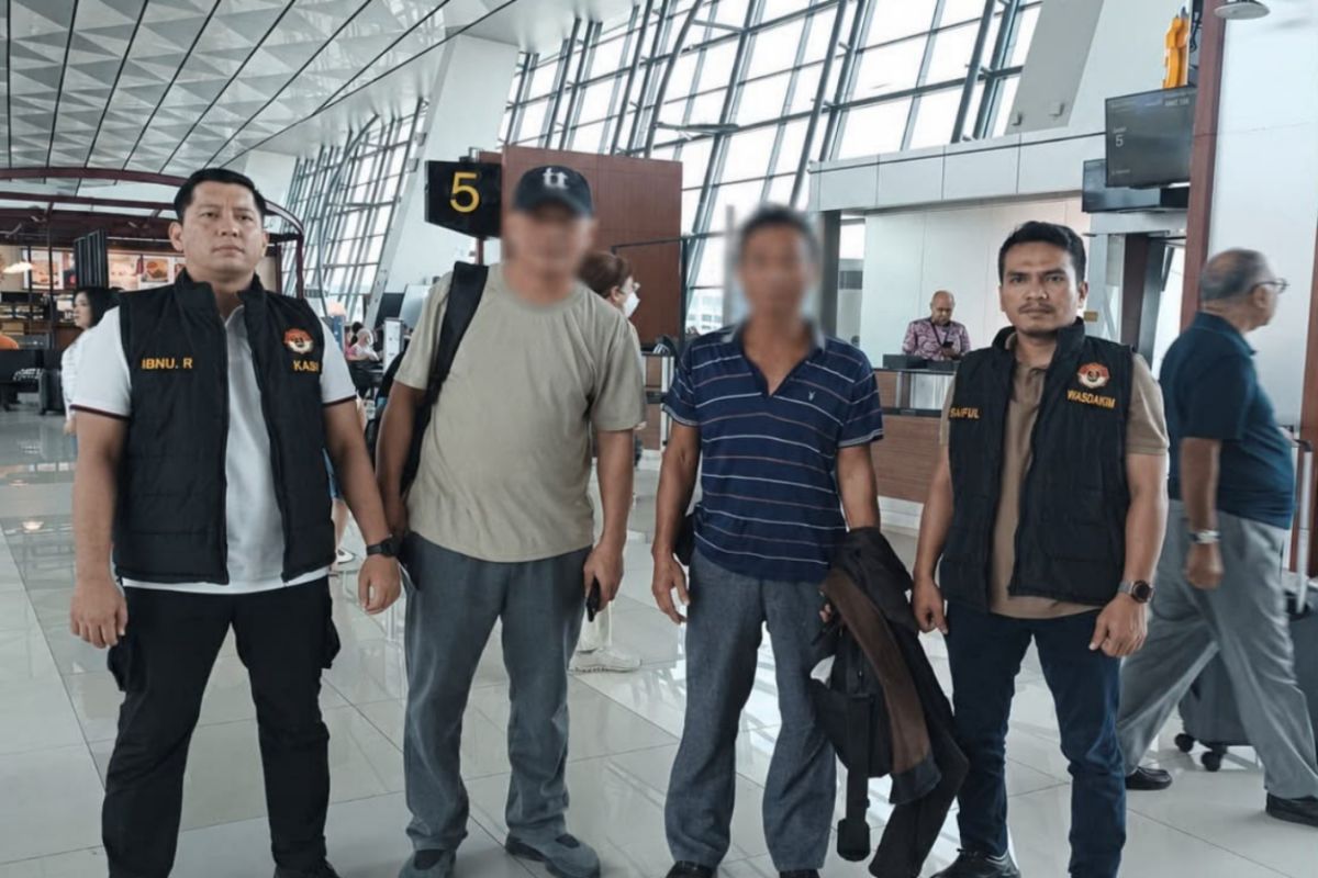 Imigrasi Sabang deportasi dua WNA Tiongkok masuk ilegal ke Indonesia
