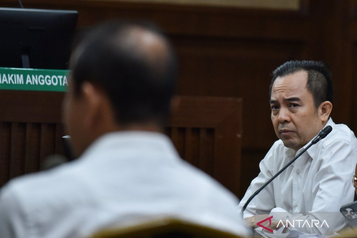 Pemilik Blueray Cargo hadapi sidang tuntutan kasus korupsi Bea Cukai