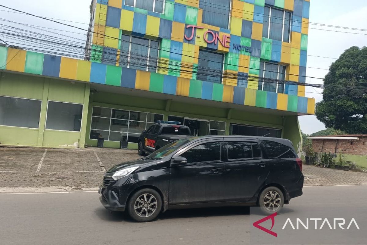 Dua polisi lalu lintas di Jambi diserang OTK bersenjata tajam
