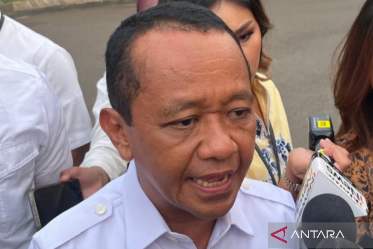Bahlil lapor Prabowo soal pasokan energi dan stabilitas listrik PLN