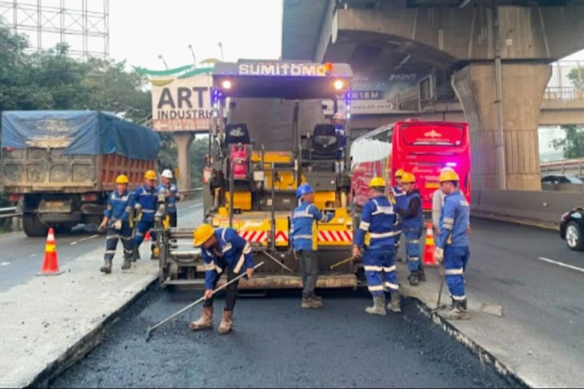 Jasamarga lakukan perbaikan Tol Jakarta-Cikampek di sejumlah titik