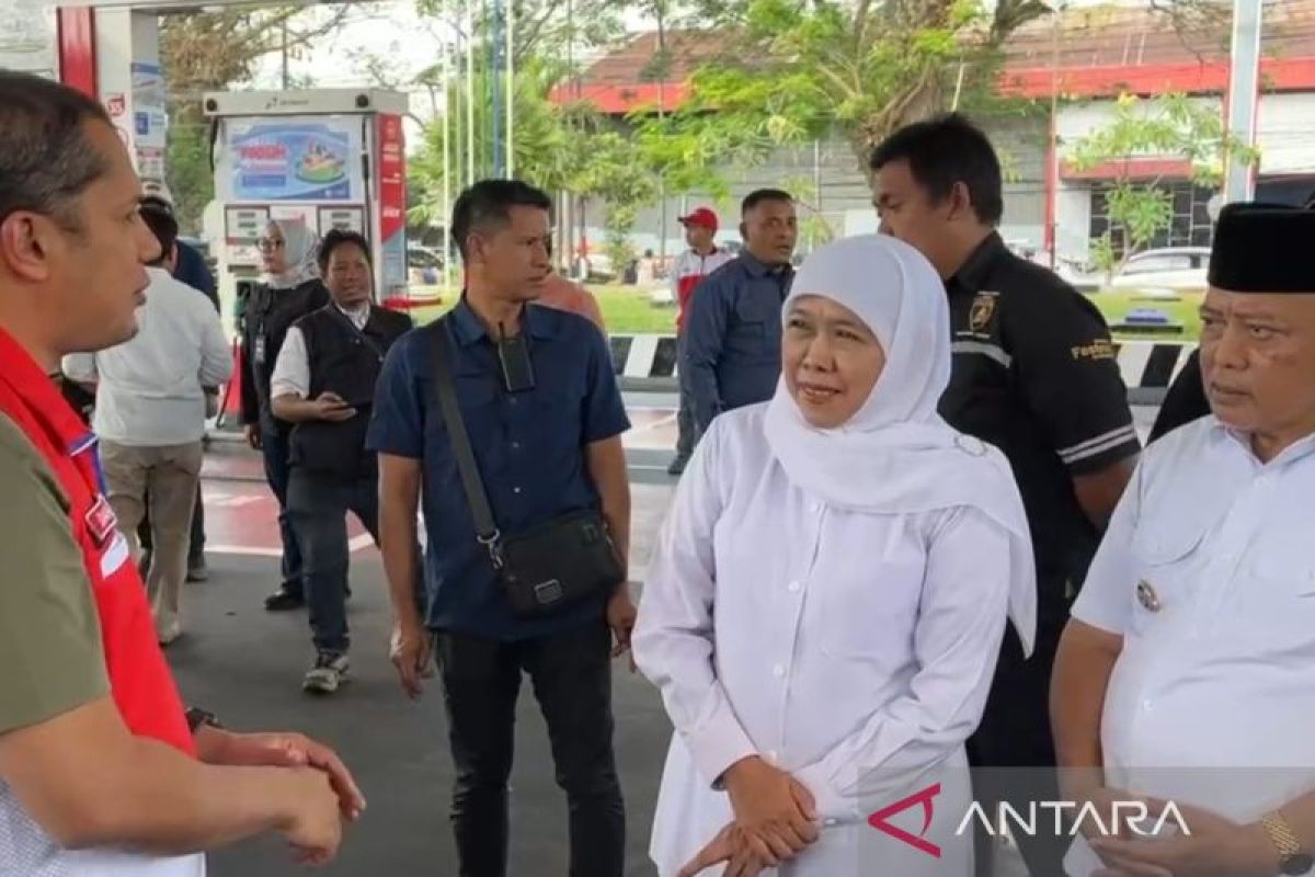 Khofifah pastikan stok BBM subsidi di Jawa Timur dalam posisi aman