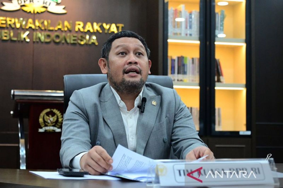 Anggota DPR minta Mabes Polri usut tuntas tiga polisi gugur di Kalteng