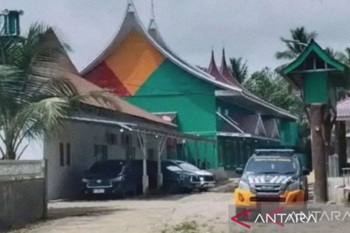 KPK sita dokumen usai tiga hari geledah di Kuansing dan Pekanbaru Riau