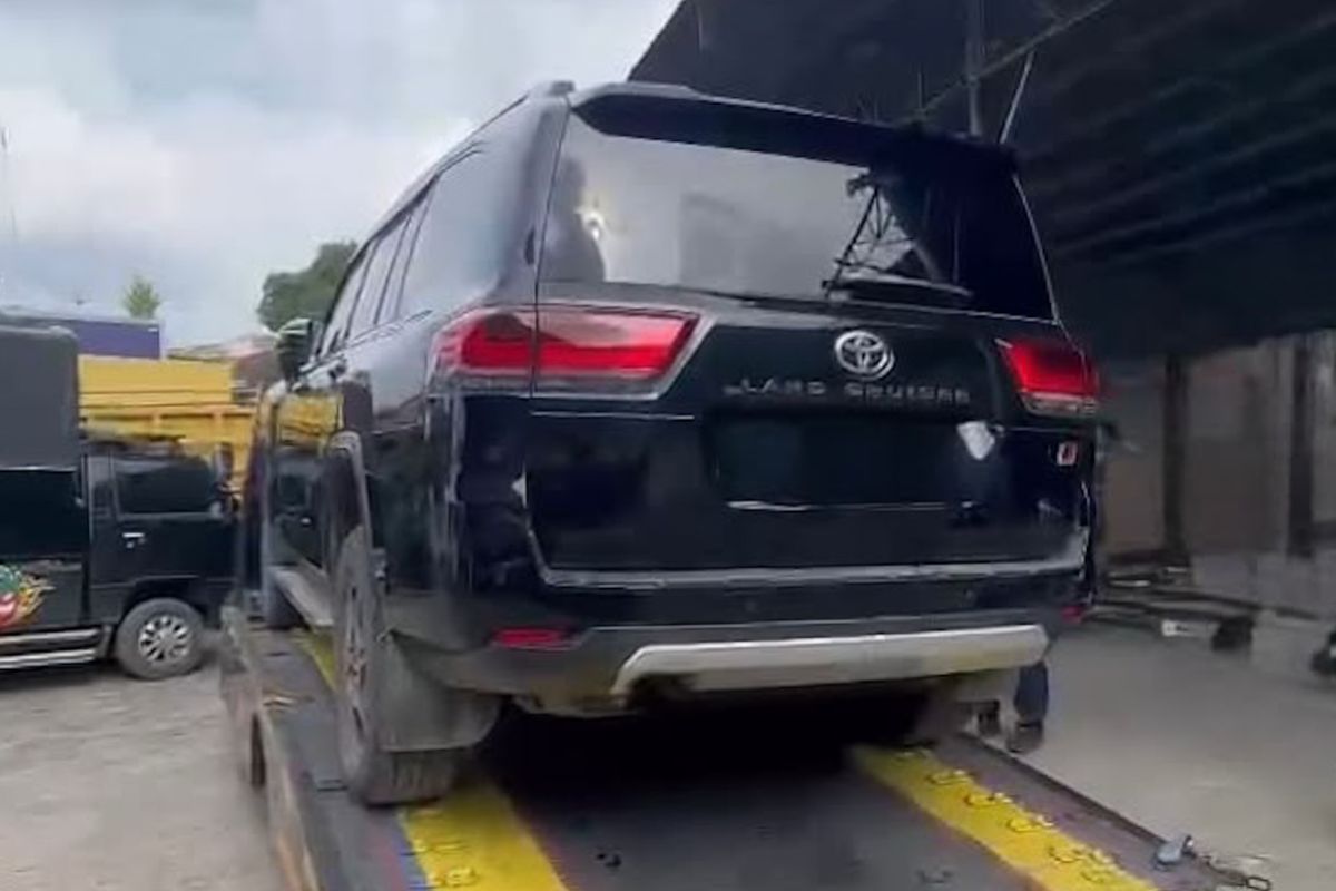 Kasus Kuansing, KPK temukan Land Cruiser Rp2,05 M di Pematangsiantar