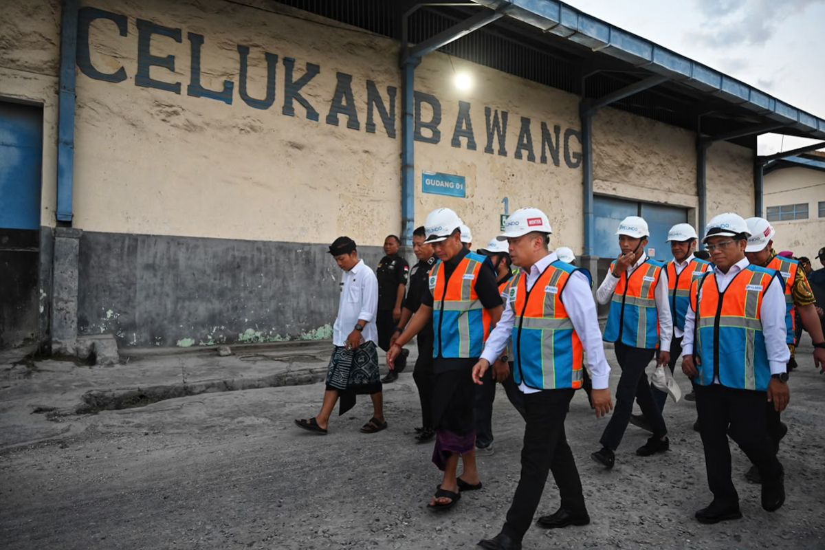 Menhub targetkan Celukan Bawang atasi kepadatan Ketapang-Gilimanuk