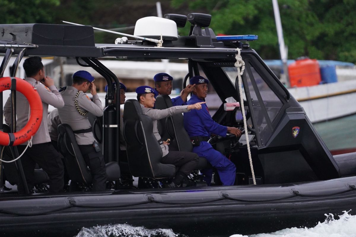 Polda perketat pengawasan perairan Sultra cegah bom ikan
