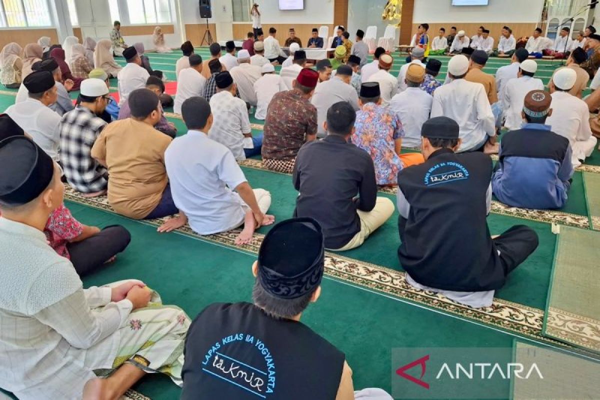 Ayah di balik jeruji nikahkan putrinya di Lapas Yogyakarta