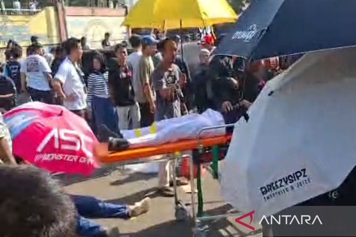 Puluhan terluka saat tribun VIP Drift Speed Fest Purwokerto ambruk