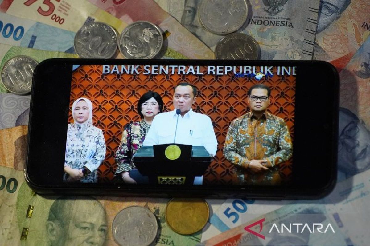 Gubernur BI Perry Warjiyo mengundurkan diri